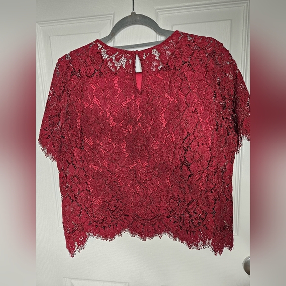 Contemporaine by Simon's Elegant Lace Top With Inner camisole in Deep Red Size M - Picture 7 of 14